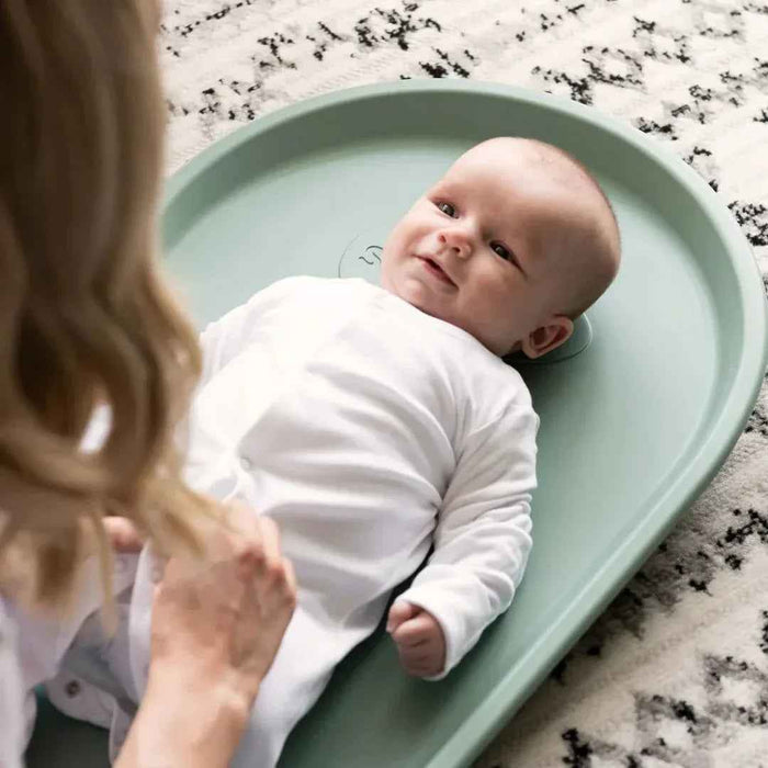 Shnuggle® Previjalna podloga Squishy Eucalyptus Shnuggle